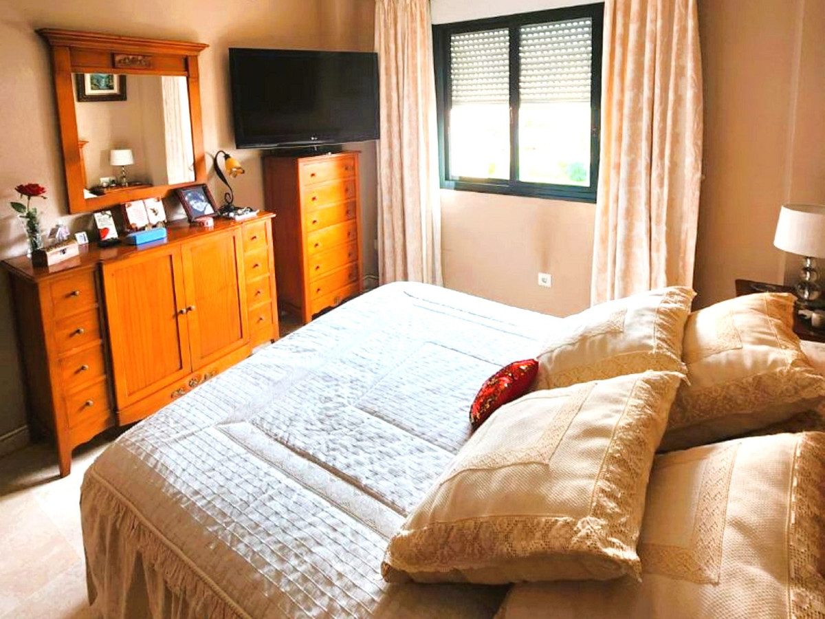 Appartement te koop in Marbella | 2 slaapkamers H5320837