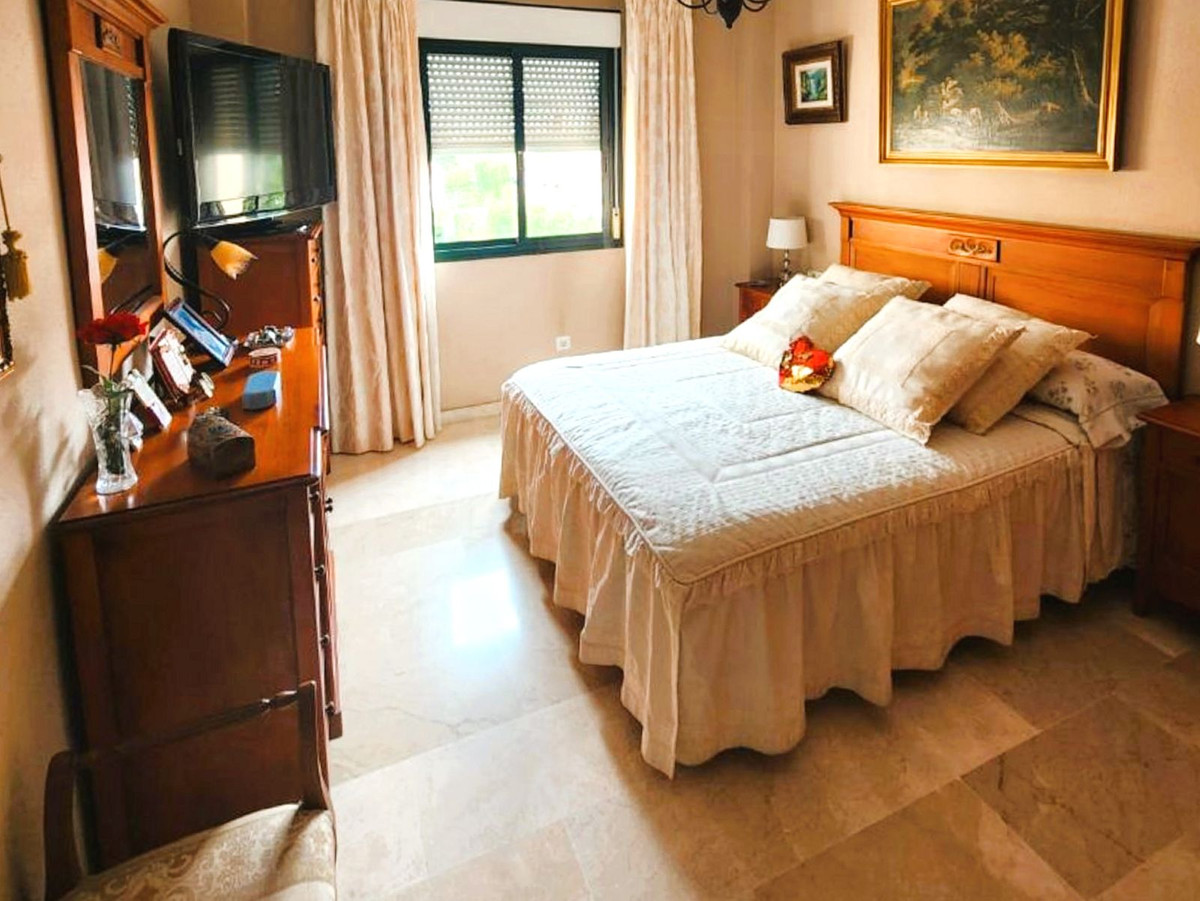 Appartement te koop in Marbella | 2 slaapkamers H5320837