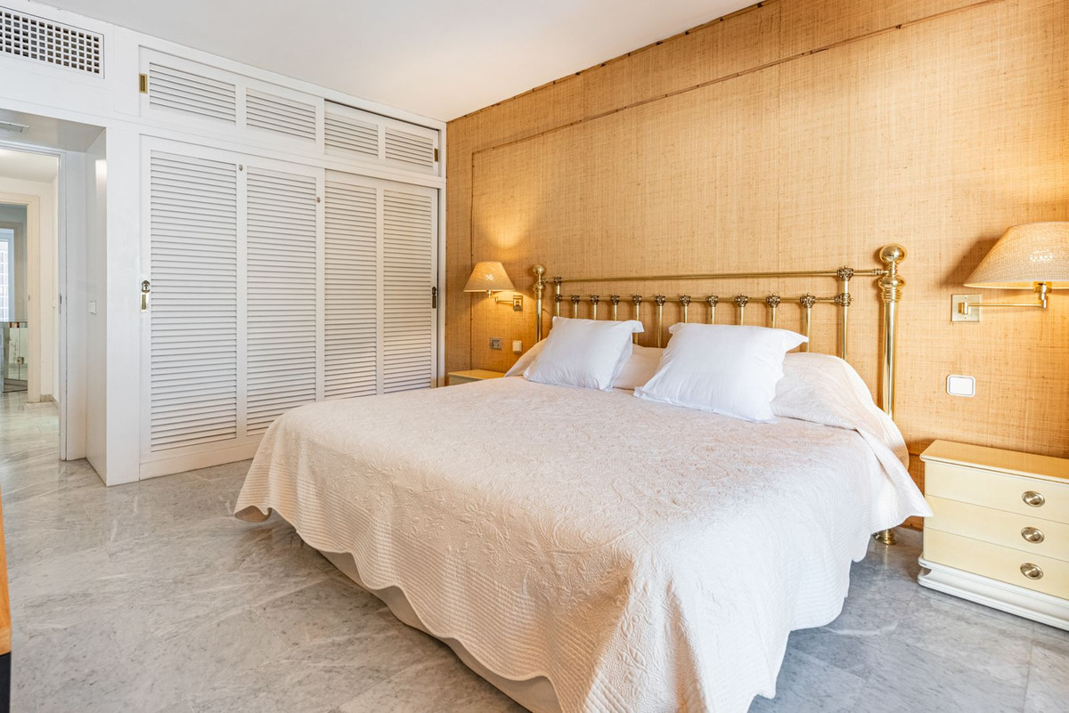 Penthouse te koop in Marbella | 2 slaapkamers H5321065