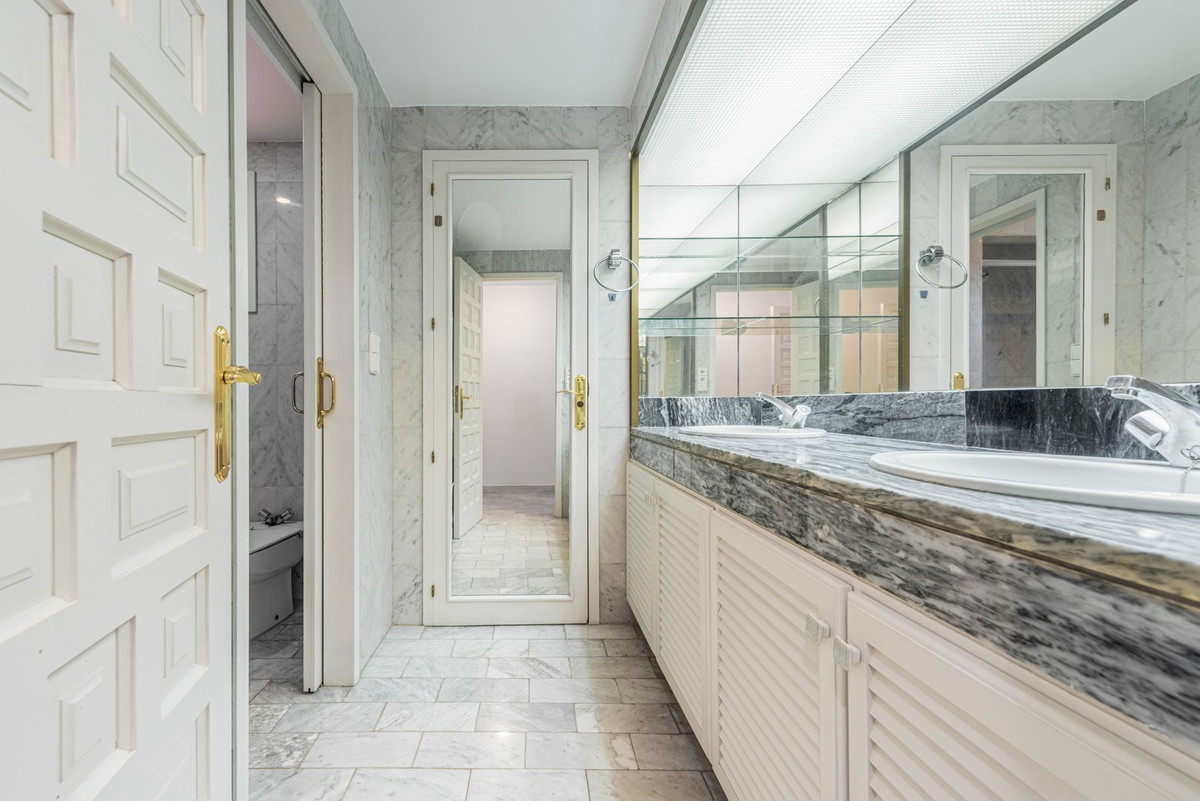 Penthouse te koop in Marbella | 2 slaapkamers H5321065