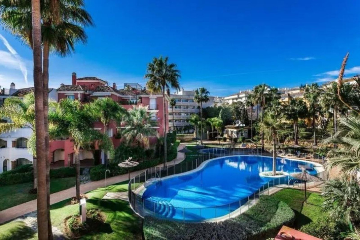 Penthouse te koop in Marbella | 4 slaapkamers H5321119