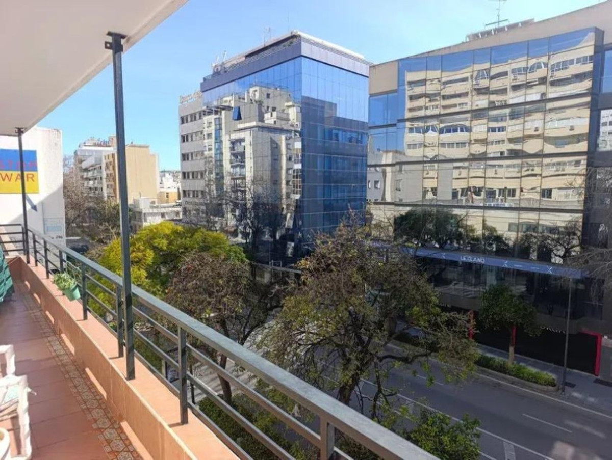 Appartement te koop in Marbella | 4 slaapkamers H5321443