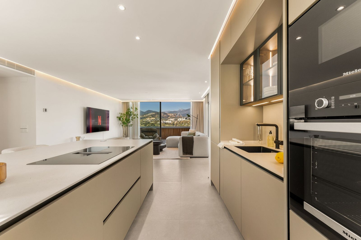 Penthouse te koop in Marbella | 2 slaapkamers H5330605