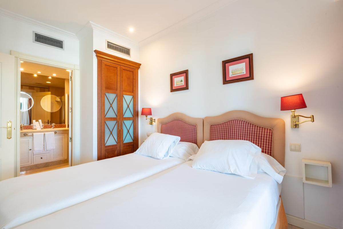 Appartement te koop in Marbella | 2 slaapkamers H5335477