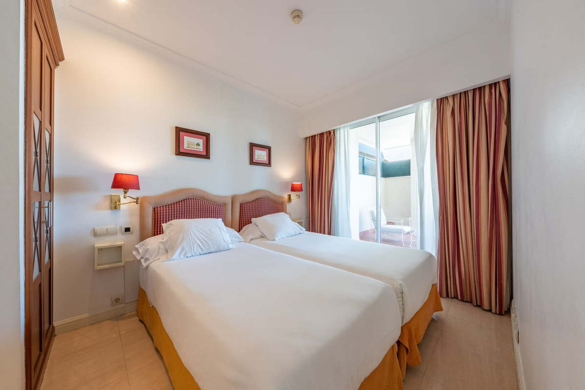 Appartement te koop in Marbella | 2 slaapkamers H5335477