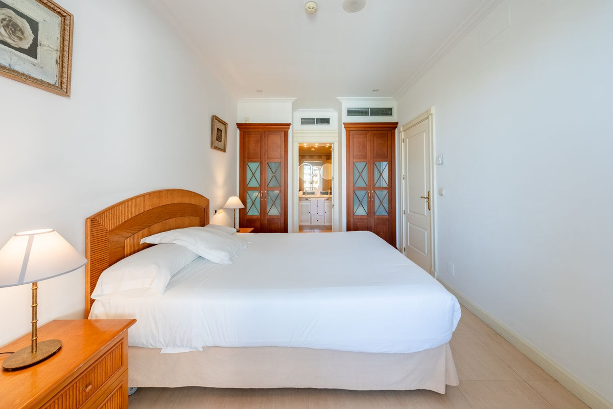 Appartement te koop in Marbella | 2 slaapkamers H5335477