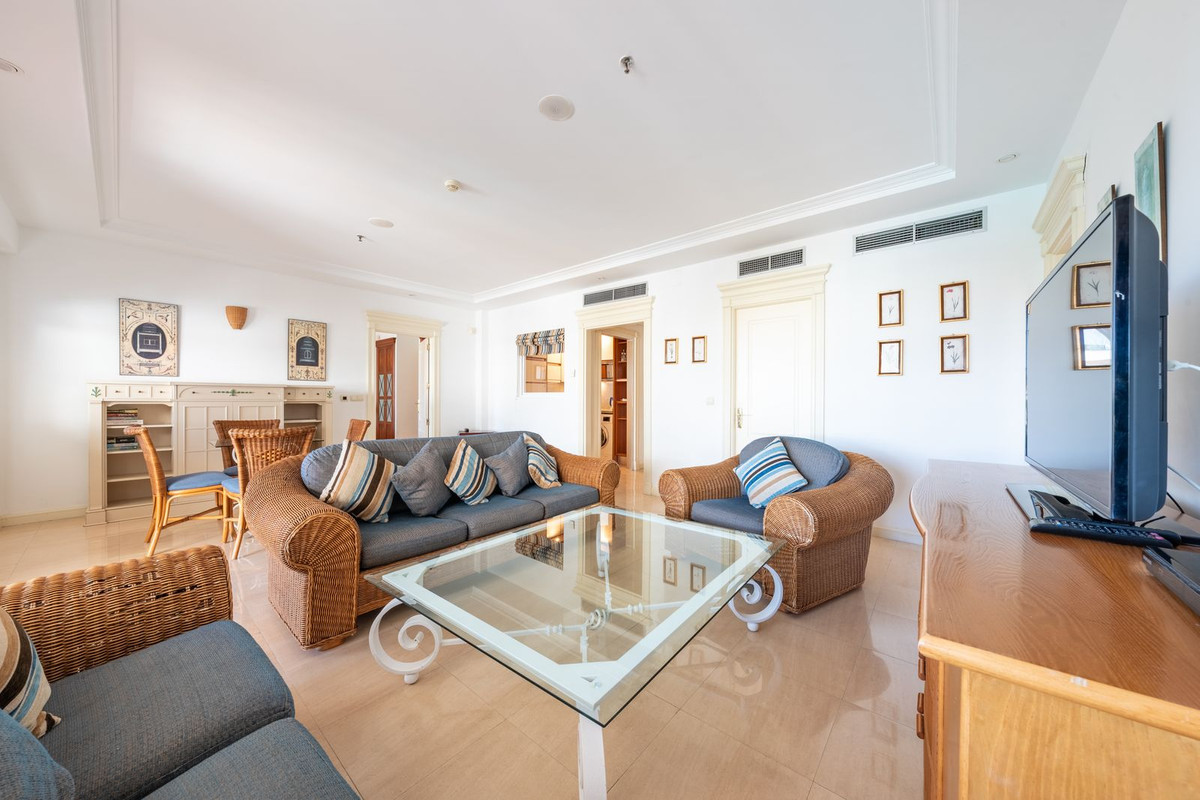 Appartement te koop in Marbella | 2 slaapkamers H5335477