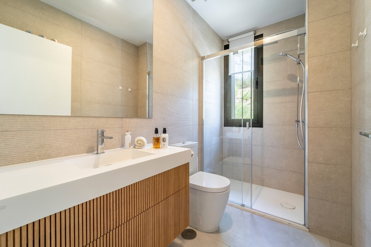 Appartement te koop in Marbella | 3 slaapkamers H5343742