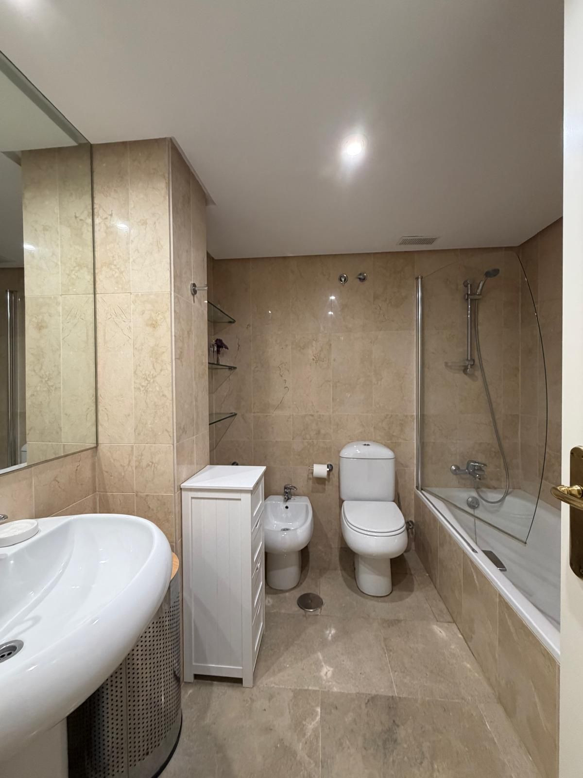 Appartement te koop in Marbella | 2 slaapkamers H5347357