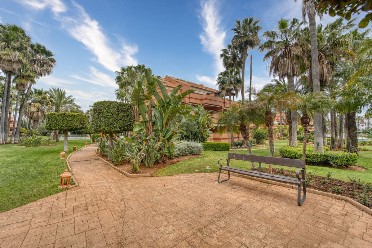 Appartement te koop in Marbella | 2 slaapkamers H5347387
