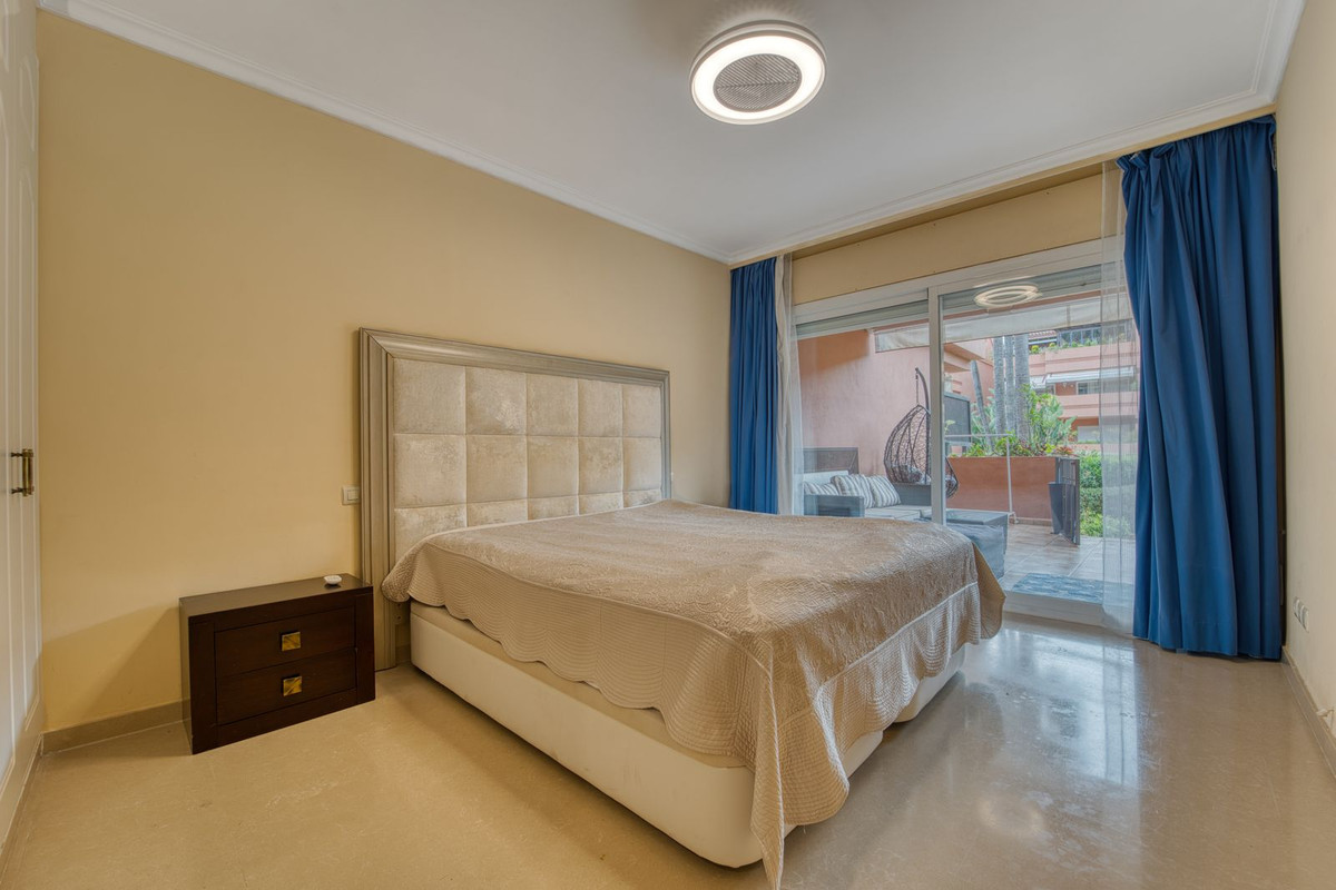 Appartement te koop in Marbella | 2 slaapkamers H5347387