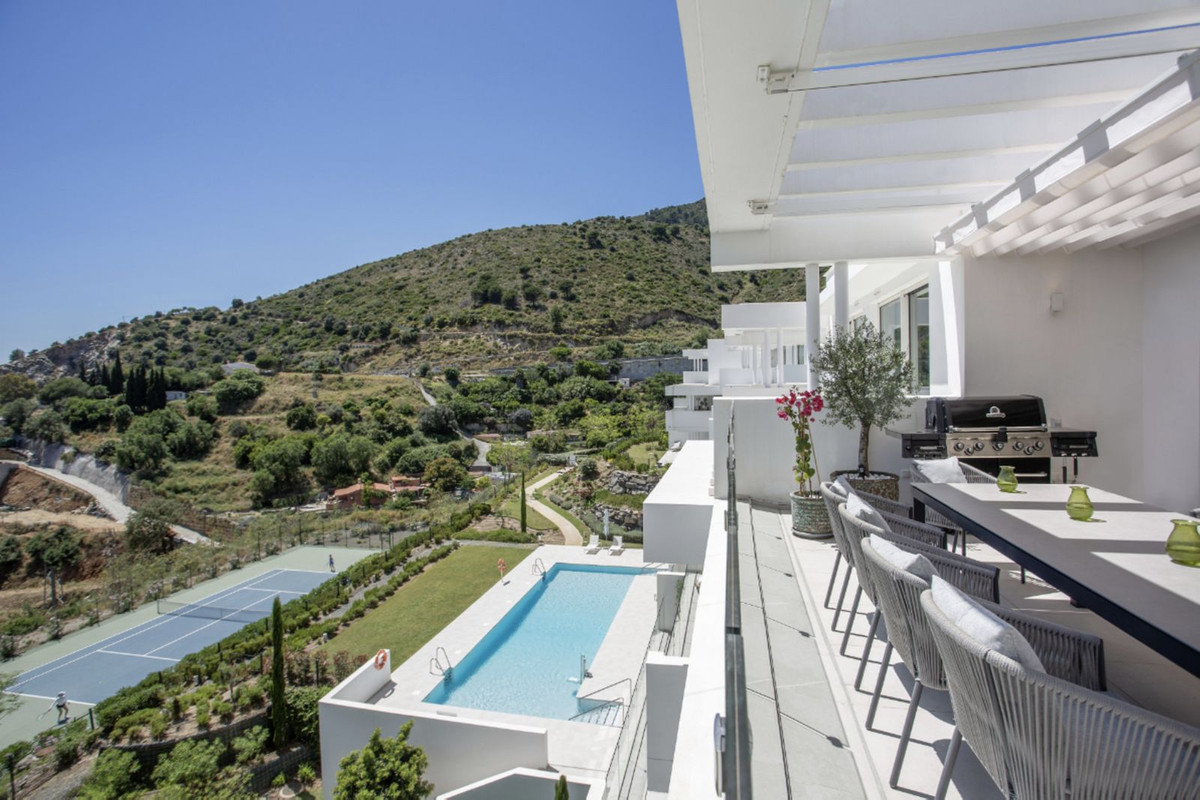 Penthouse te koop in Marbella | 3 slaapkamers H5350723