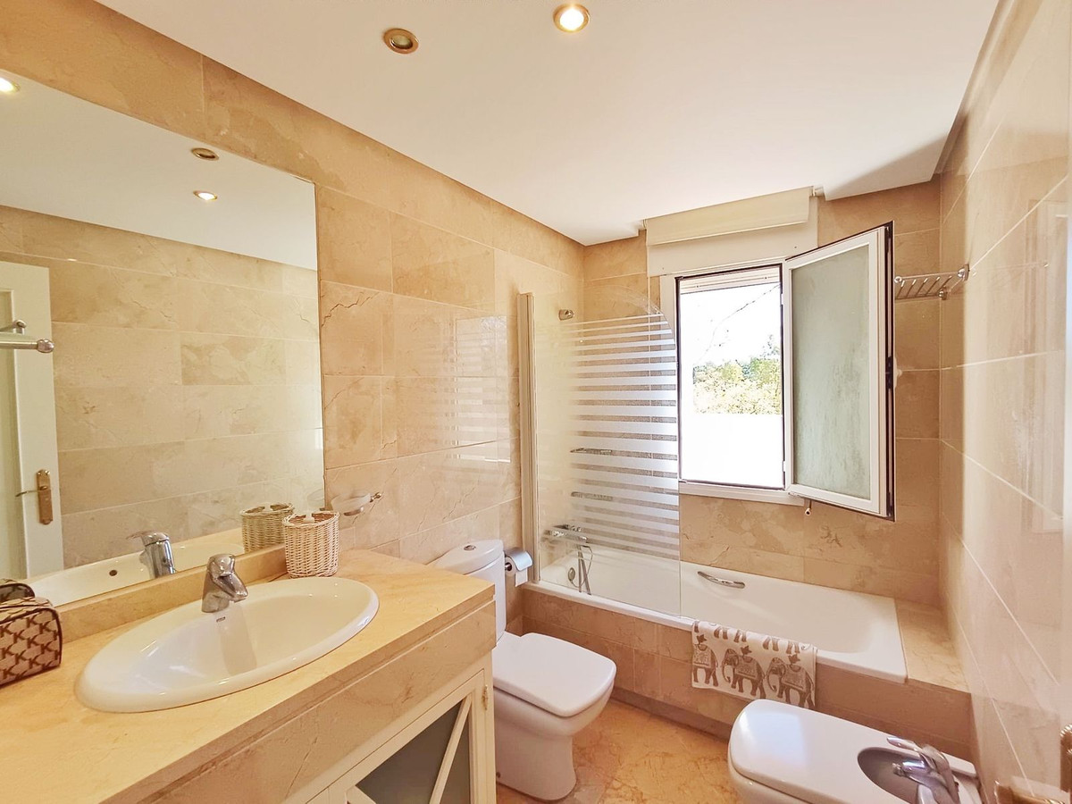 Penthouse te koop in Marbella | 2 slaapkamers H5351521