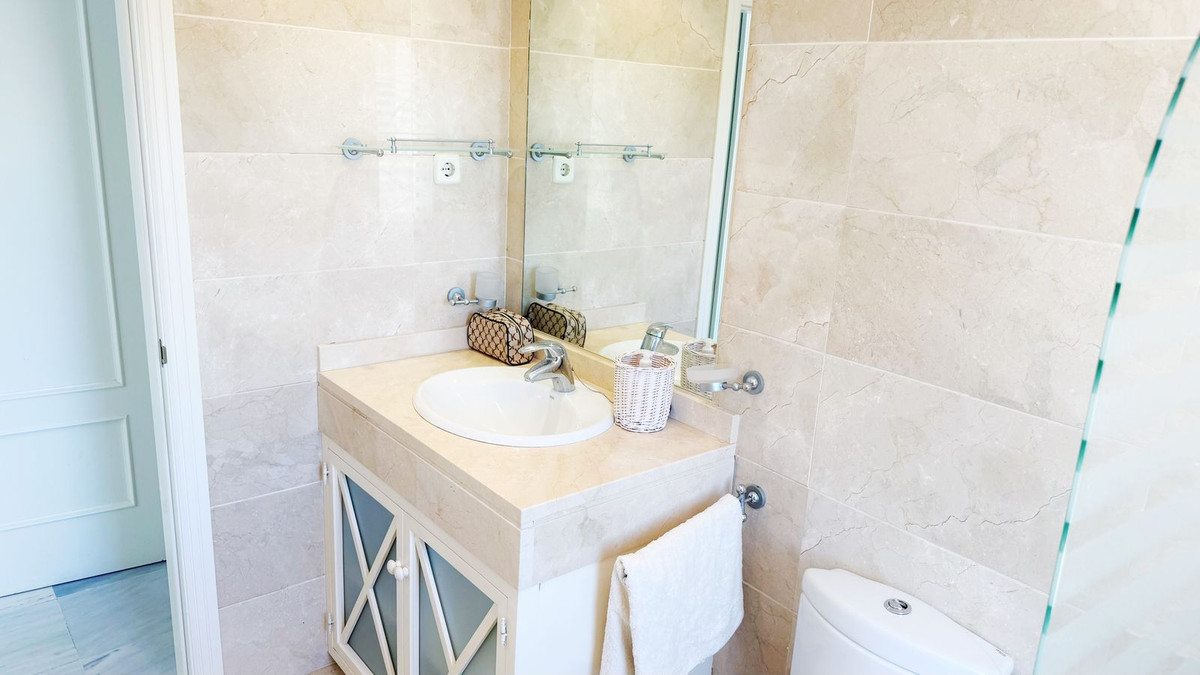 Penthouse te koop in Marbella | 2 slaapkamers H5351521