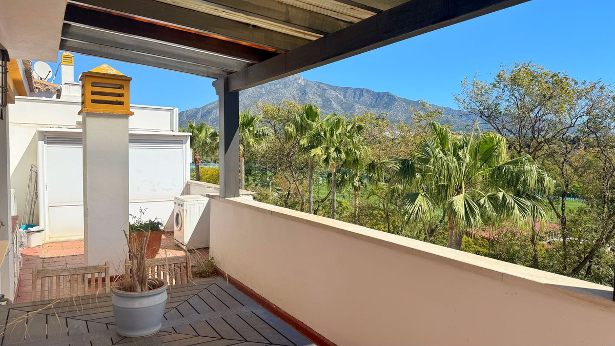 Penthouse te koop in Marbella | 2 slaapkamers H5351521