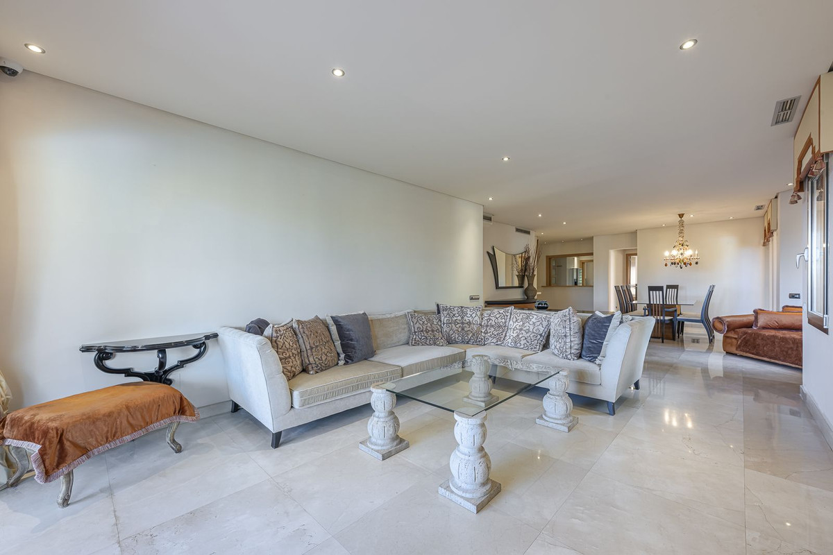 Appartement te koop in Marbella | 2 slaapkamers H5353435