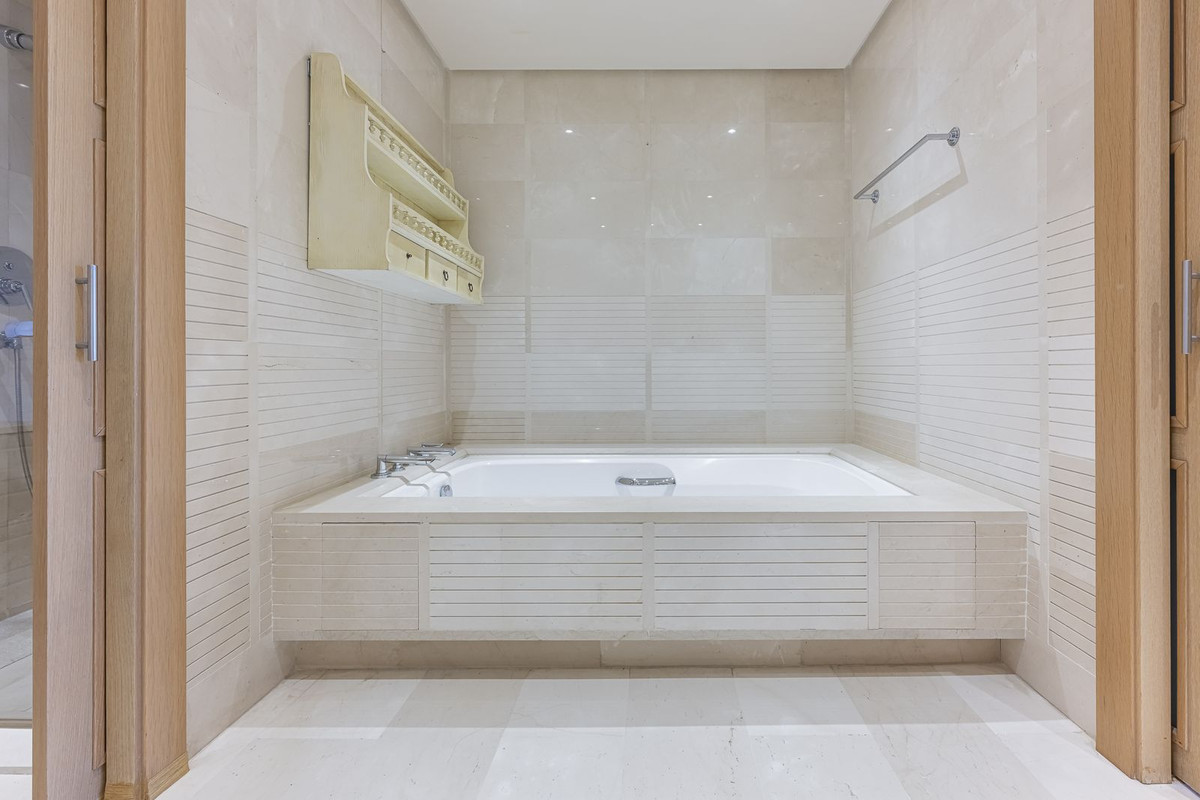 Appartement te koop in Marbella | 2 slaapkamers H5353435