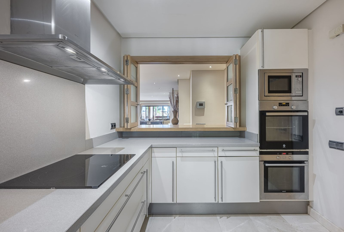 Appartement te koop in Marbella | 2 slaapkamers H5353435