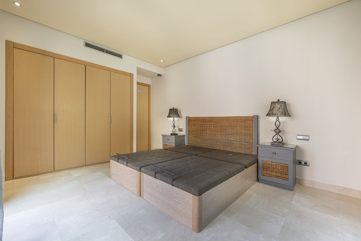 Appartement te koop in Marbella | 2 slaapkamers H5353435
