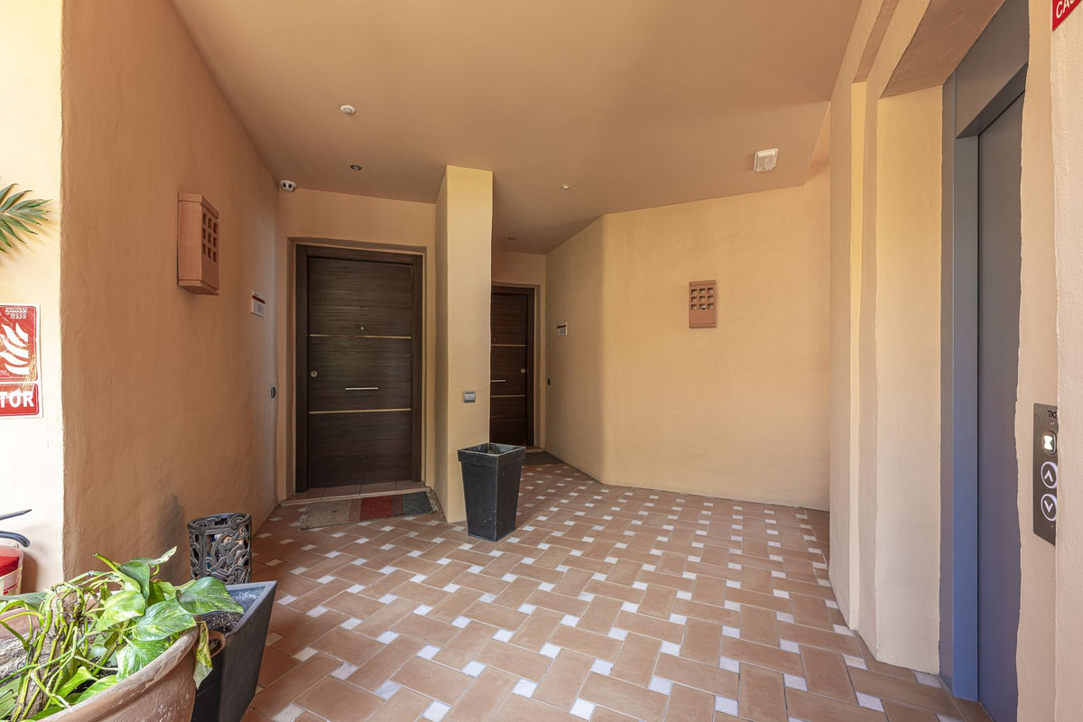 Appartement te koop in Marbella | 2 slaapkamers H5353435