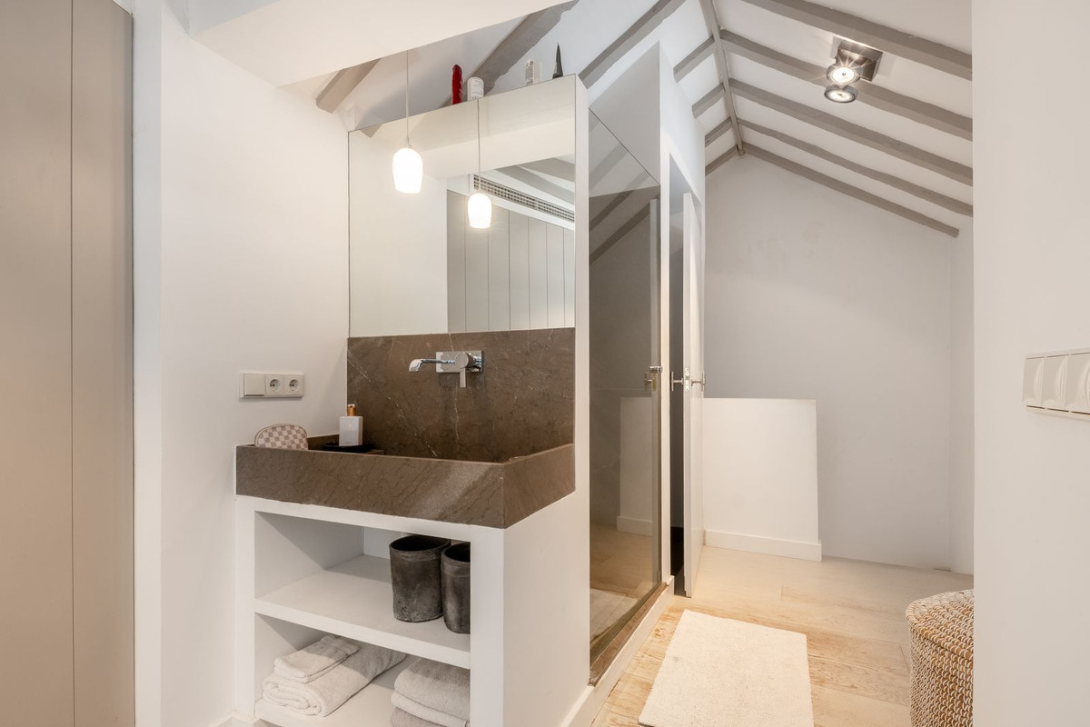 Appartement te koop in Marbella | 2 slaapkamers H5359537