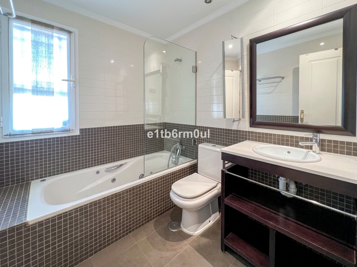 Appartement te koop in Marbella | 2 slaapkamers H5359768