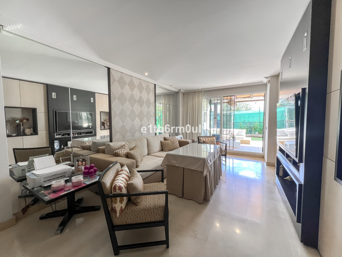 Appartement te koop in Marbella | 2 slaapkamers H5359768