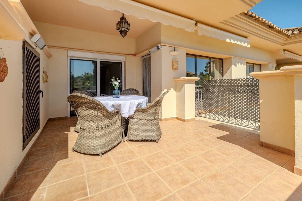 Appartement te koop in Marbella | 2 slaapkamers H5361475