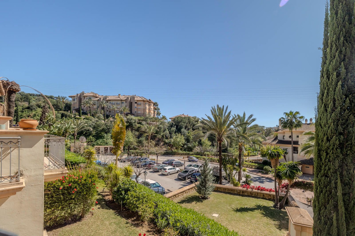 Appartement te koop in Marbella | 2 slaapkamers H5361475