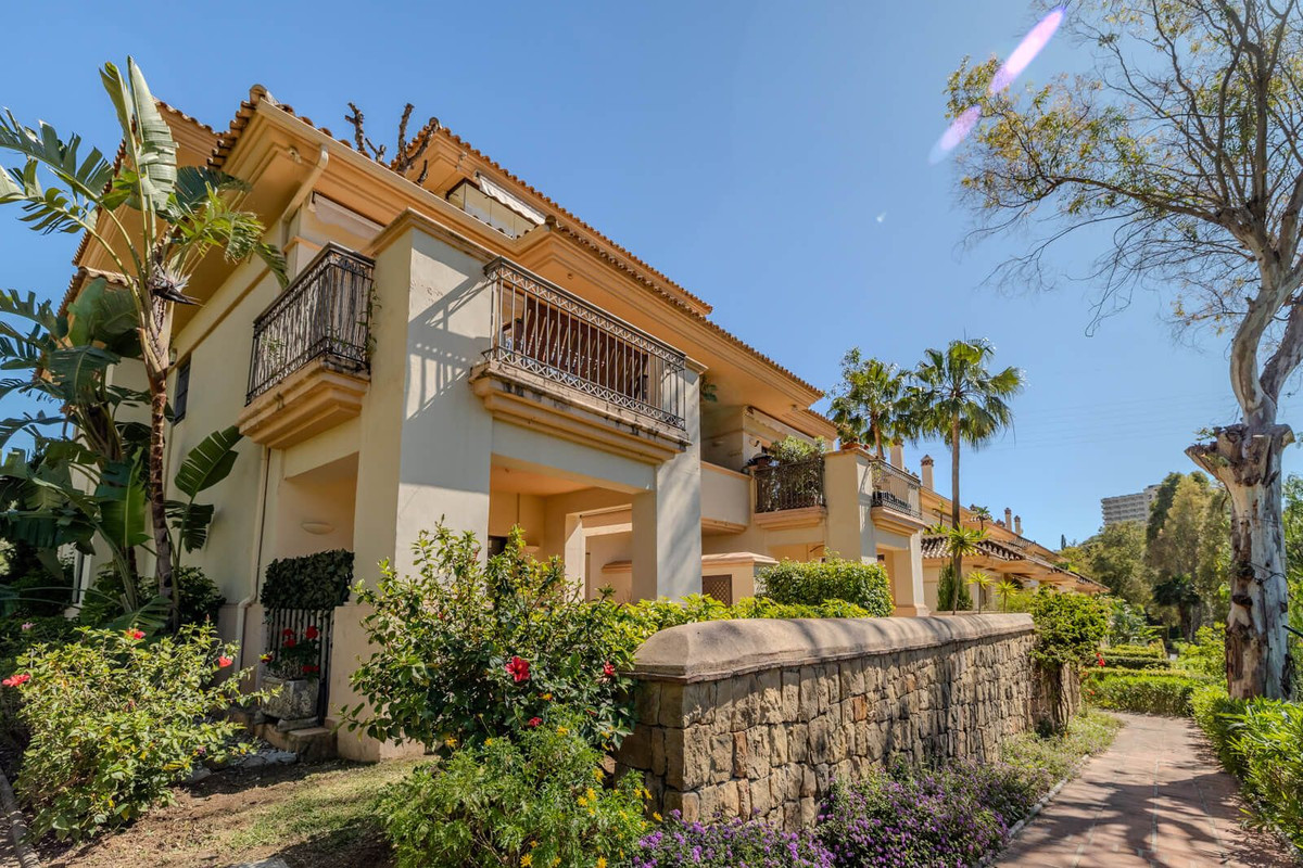 Appartement te koop in Marbella | 2 slaapkamers H5361475