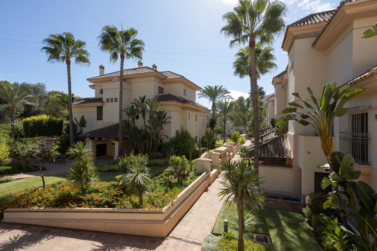 Appartement te koop in Marbella | 2 slaapkamers H5361475