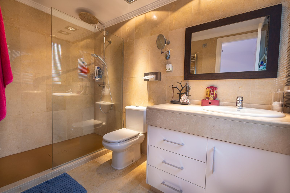 Appartement te koop in Marbella | 4 slaapkamers H5362129