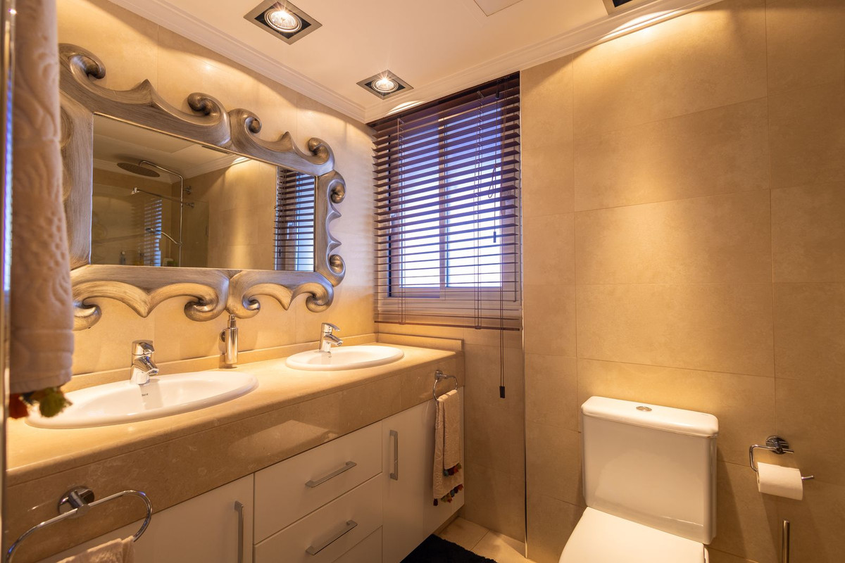 Appartement te koop in Marbella | 4 slaapkamers H5362129