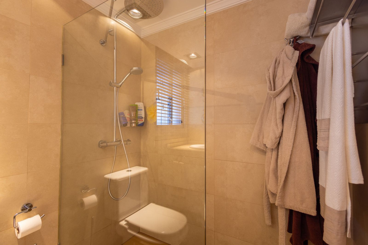 Appartement te koop in Marbella | 4 slaapkamers H5362129