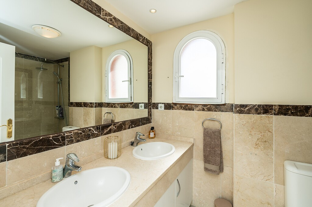 Appartement te koop in Marbella | 2 slaapkamers H5362210