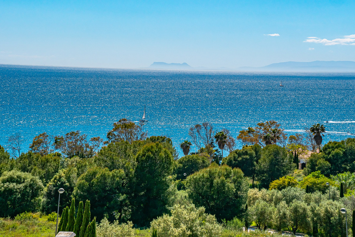 Penthouse te koop in Marbella | 3 slaapkamers H5362369