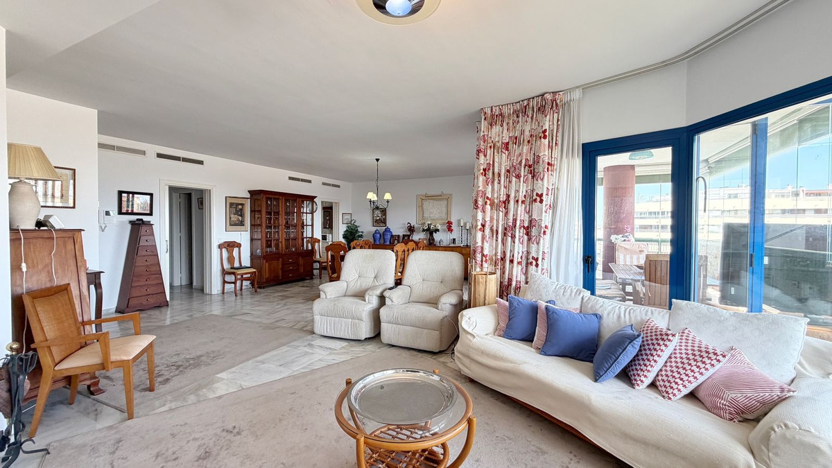 Appartement te koop in Marbella | 4 slaapkamers H5362816