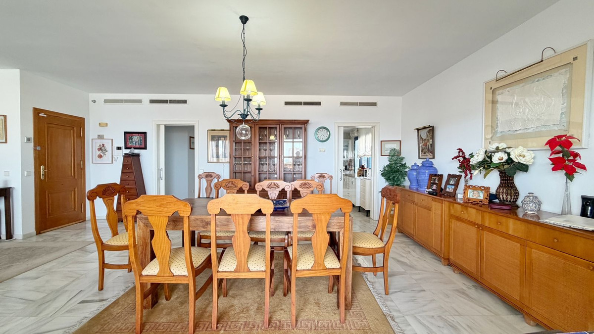 Appartement te koop in Marbella | 4 slaapkamers H5362816