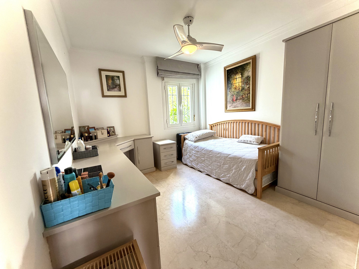 Appartement te koop in Marbella | 3 slaapkamers H5363026