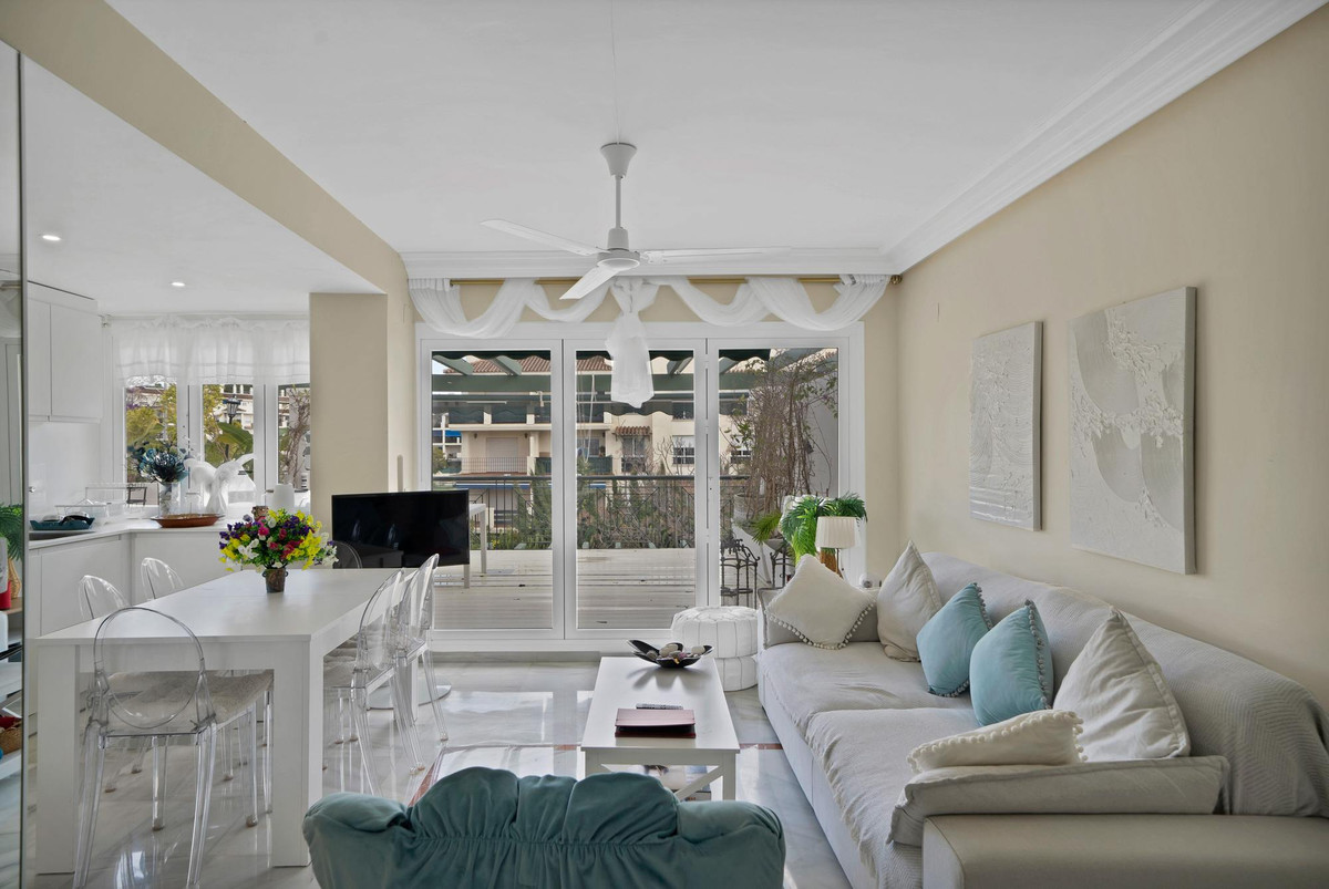 Penthouse te koop in Marbella | 2 slaapkamers H5364034