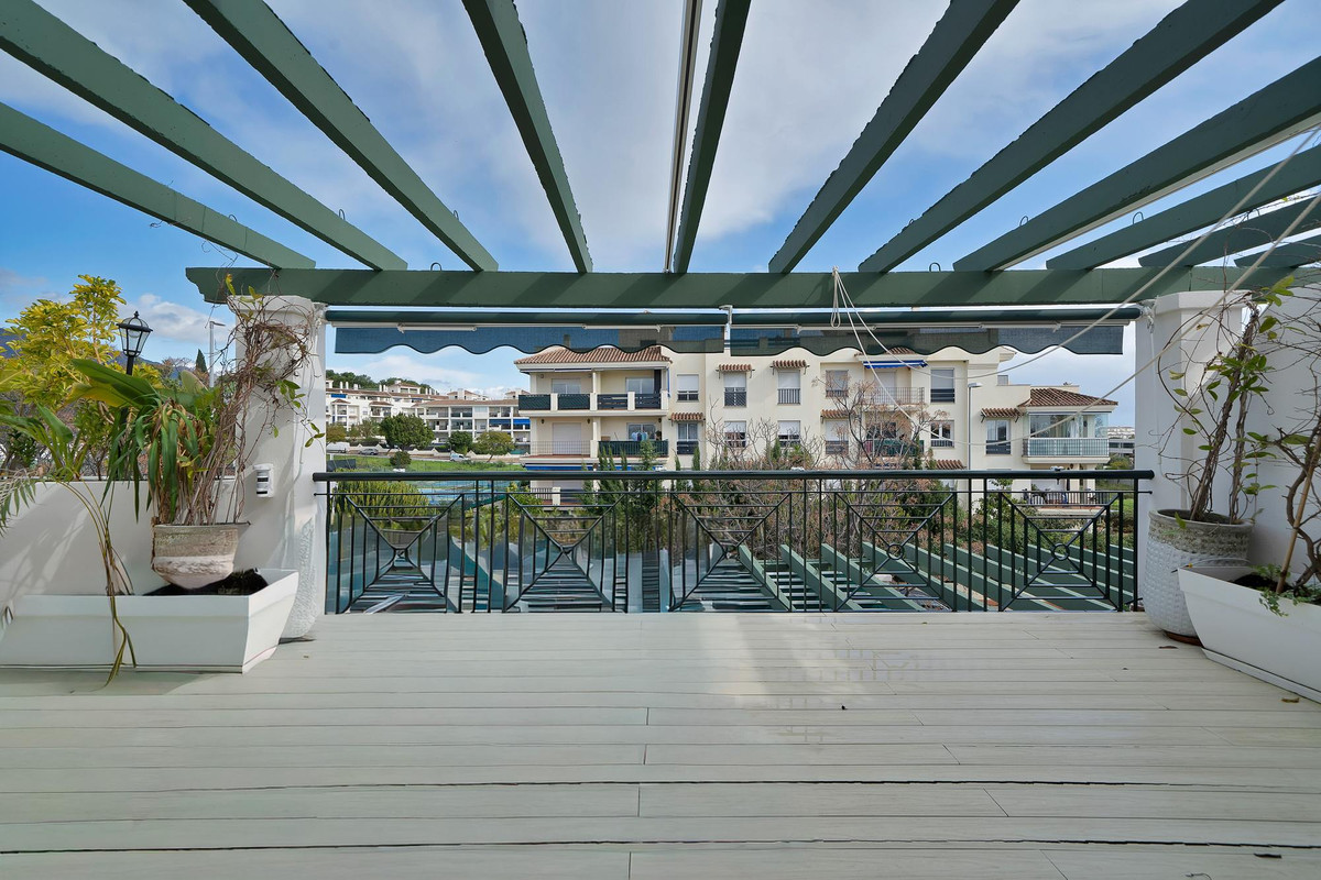 Penthouse te koop in Marbella | 2 slaapkamers H5364034