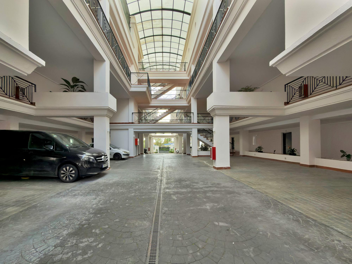 Penthouse te koop in Marbella | 2 slaapkamers H5364034