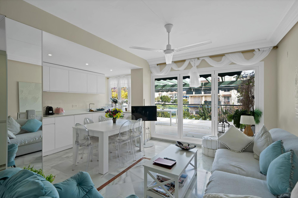 Penthouse te koop in Marbella | 2 slaapkamers H5364034