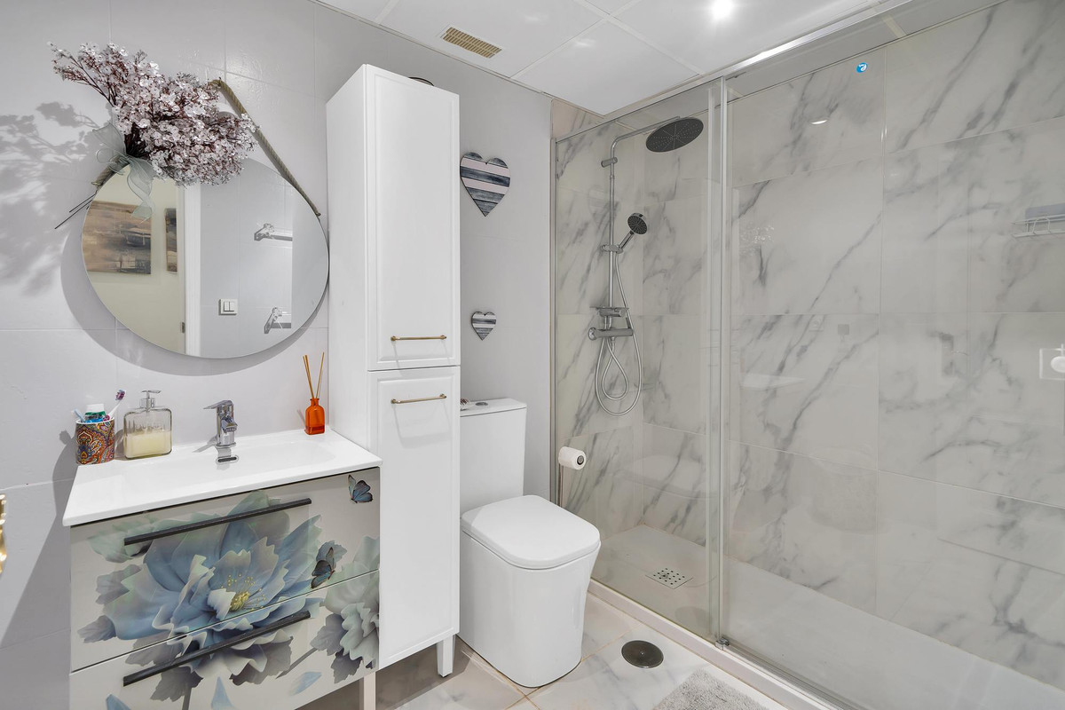 Penthouse te koop in Marbella | 2 slaapkamers H5364034