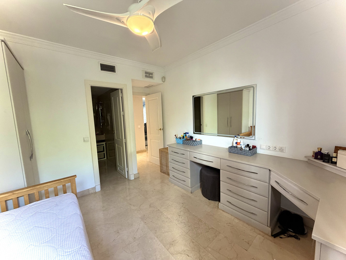 Appartement te koop in Marbella | 3 slaapkamers H5366302