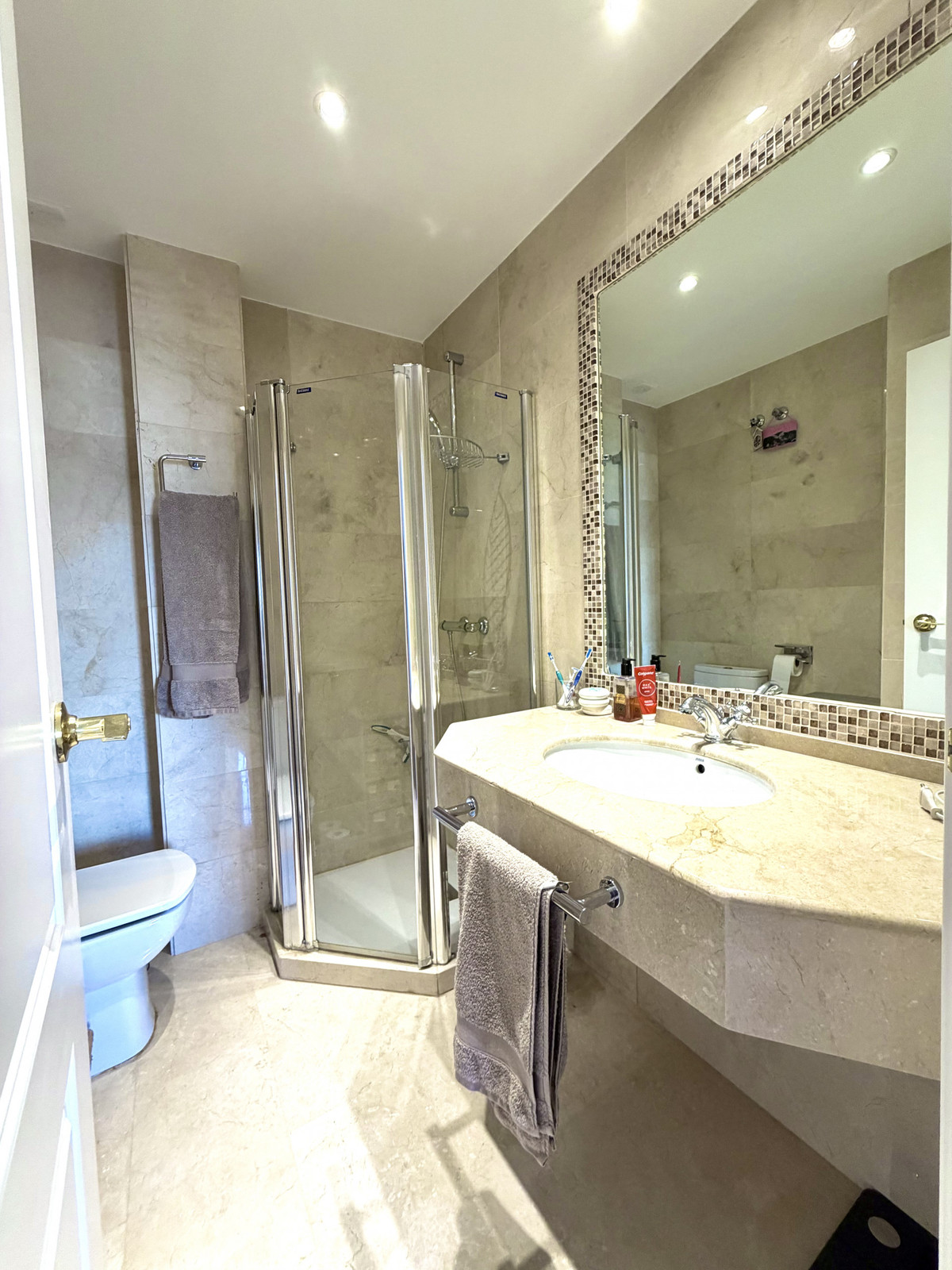 Appartement te koop in Marbella | 3 slaapkamers H5366302