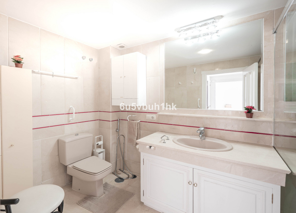 Appartement te koop in Marbella | 3 slaapkamers H5368732