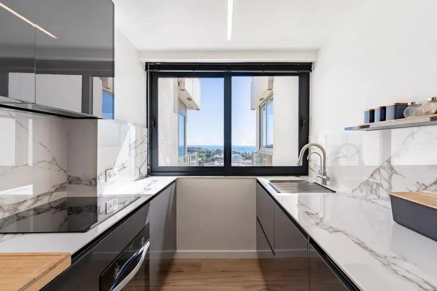 Appartement te koop in Marbella | 3 slaapkamers H5369434