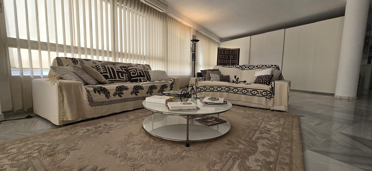 Appartement te koop in Marbella | 2 slaapkamers H5375722