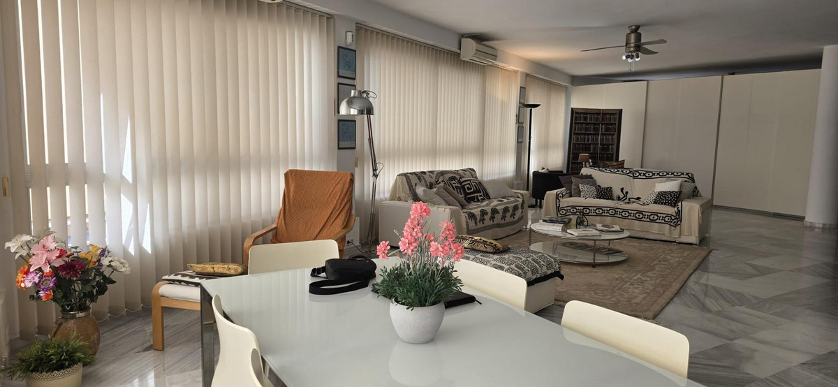 Appartement te koop in Marbella | 2 slaapkamers H5375722